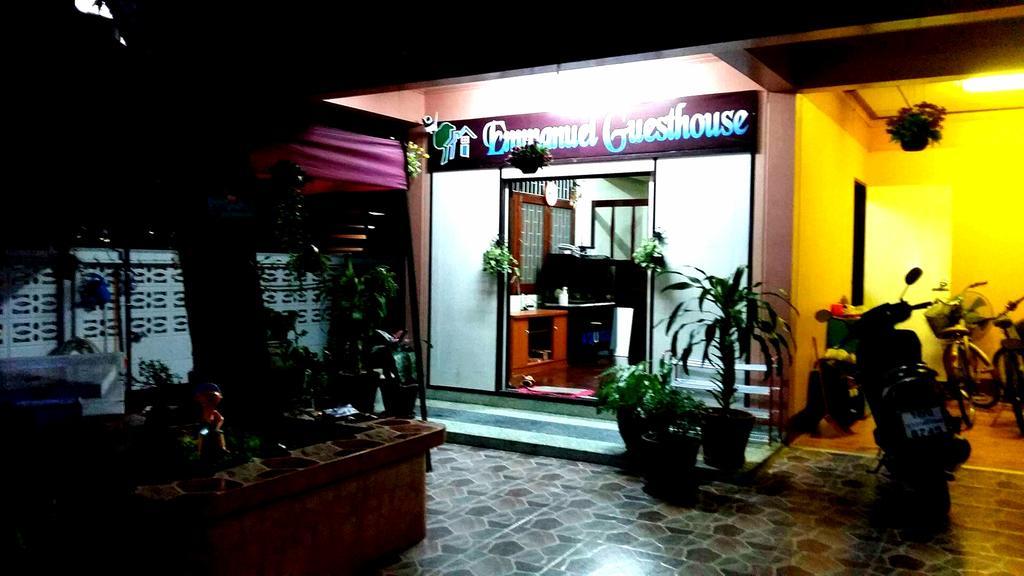 Emmanuel Guesthouse Prachuap Khiri Khan Buitenkant foto