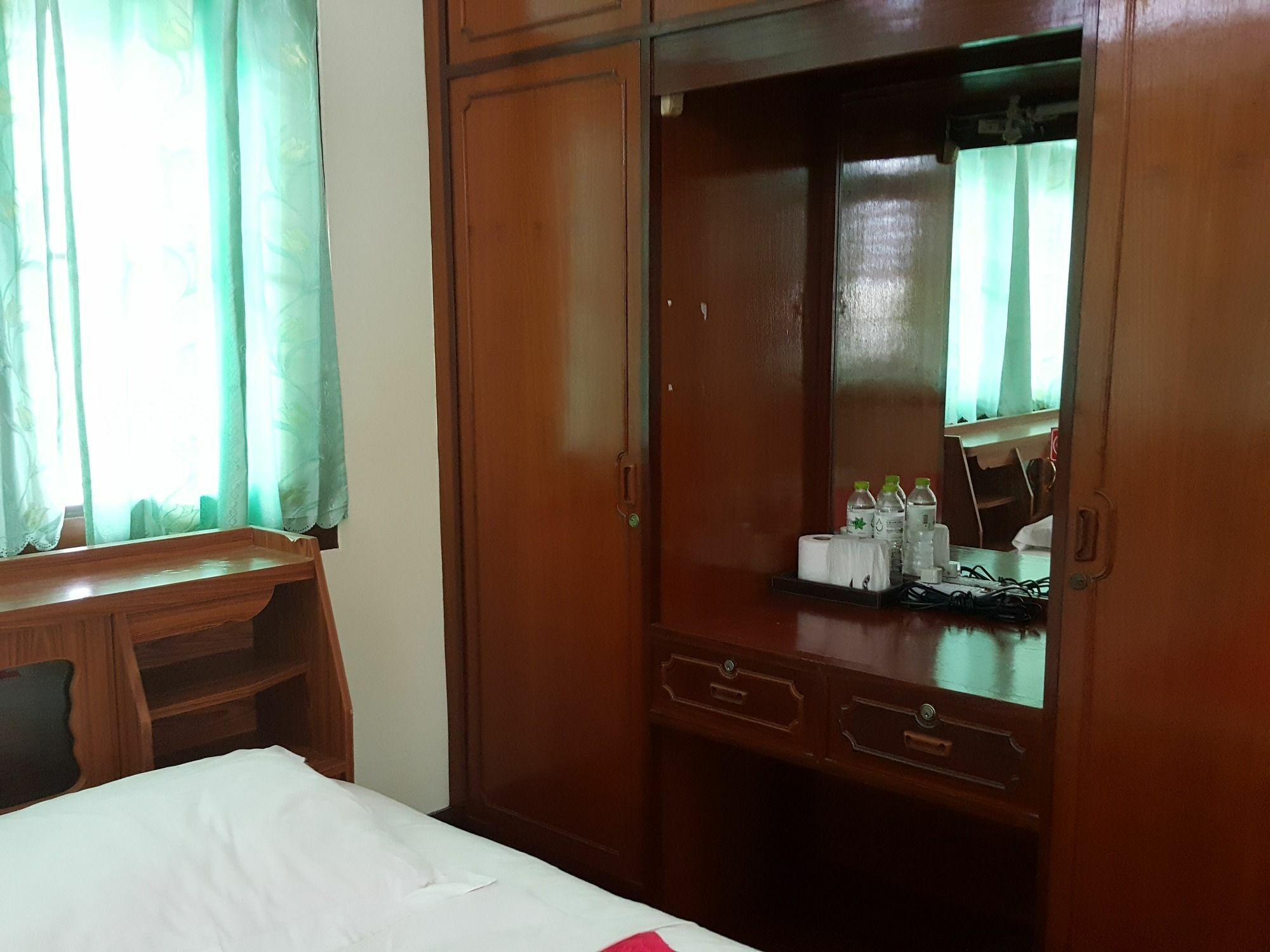 Emmanuel Guesthouse Prachuap Khiri Khan Buitenkant foto